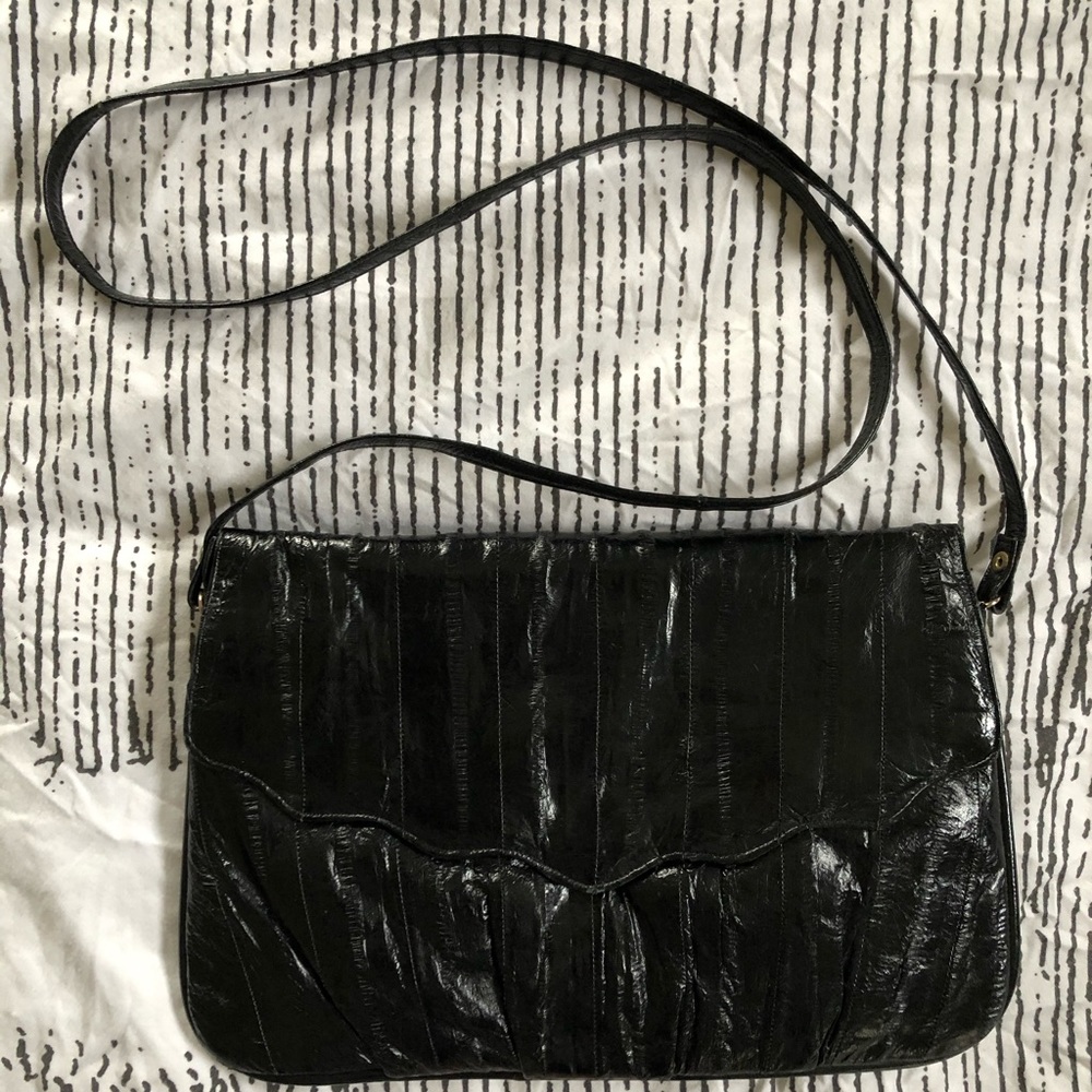 🌶 Scalloped Edge Handbag